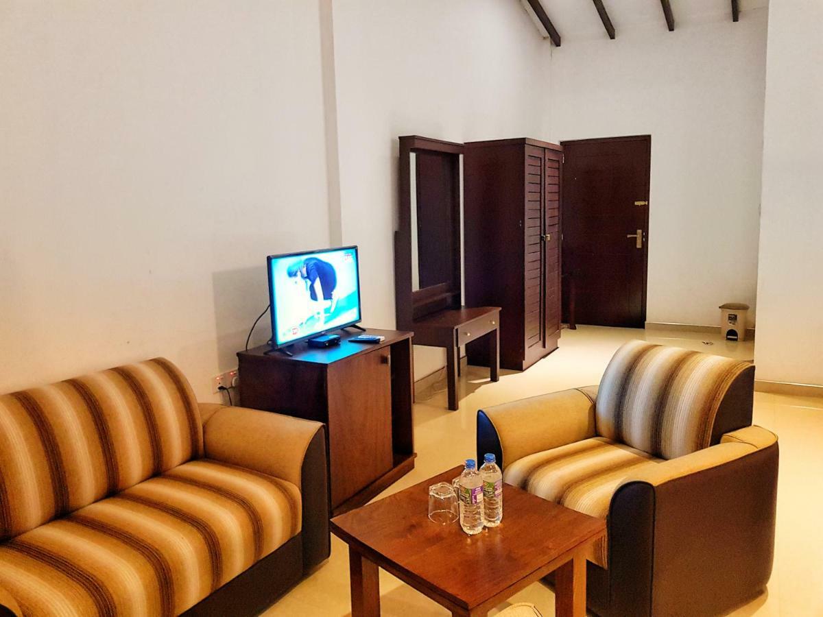 Livinya Holiday Resort Kataragama Exterior foto